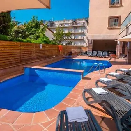 Tossa Center Otel