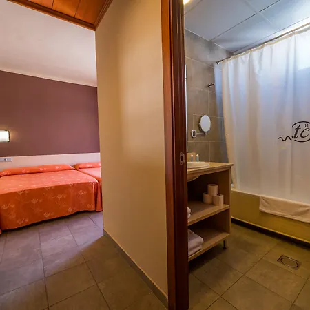 Tossa Center 4*