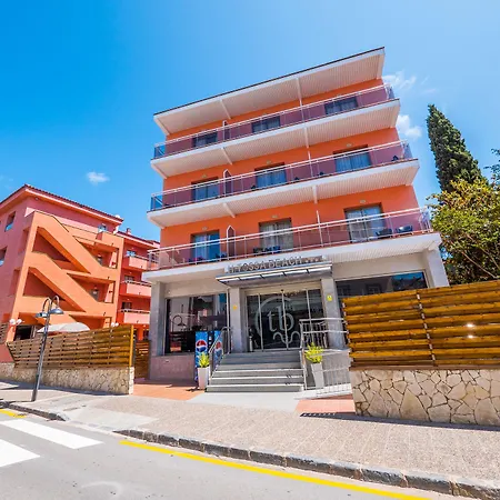 Szálloda Tossa Center