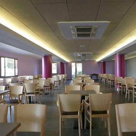 Tossa Center فندق