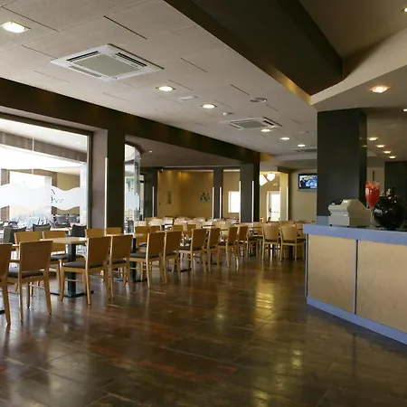 Tossa Center Szálloda