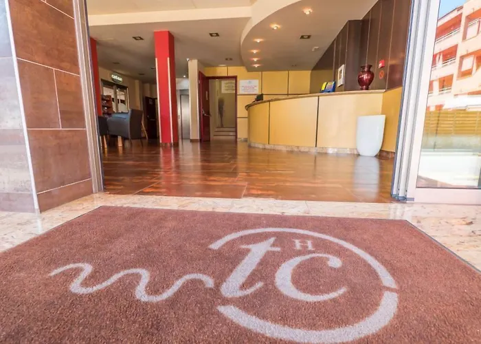 Tossa Center מלון 4*